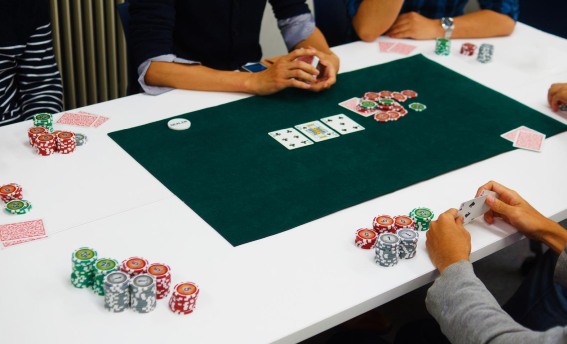 poker vanligt bord